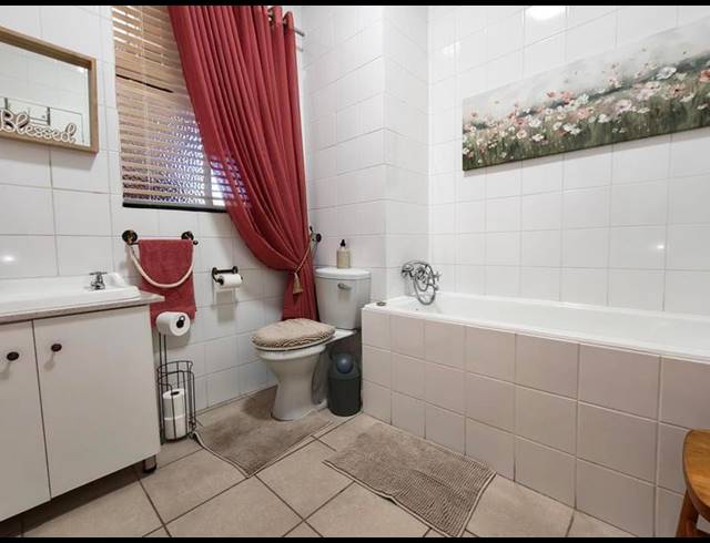 2 BEDROOM PROPERTY TO RENT IN CASSELDALE